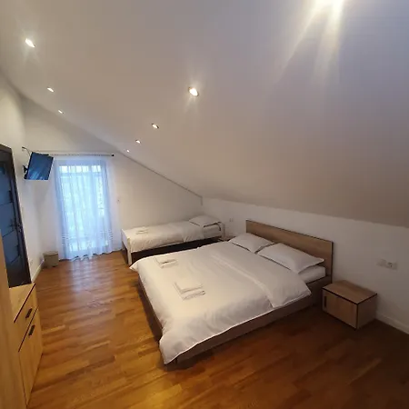 Ferienhaus La Casa Din *
