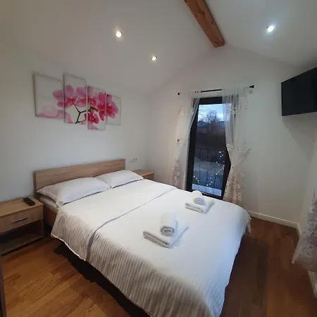 Ferienhaus La Casa Din *